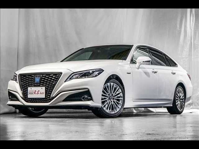 TOYOTA / CROWN sedan hybrid