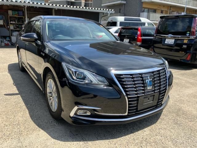 TOYOTA / CROWN sedan hybrid