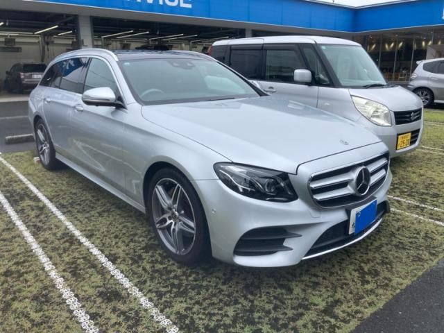 MERCEDES BENZ / MERCEDES BENZ E class stationwagon