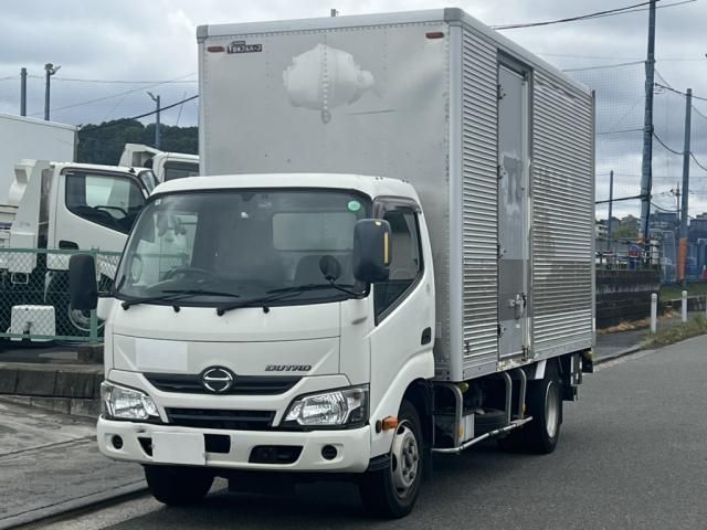 Japanese used car Ref# 1619112 HINO / DUTRO