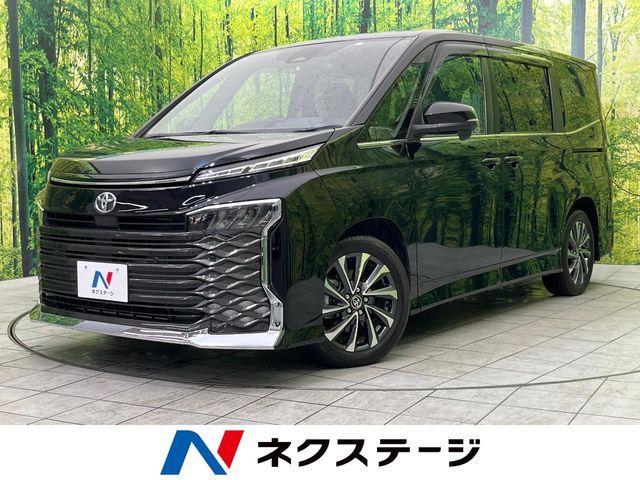 TOYOTA / VOXY