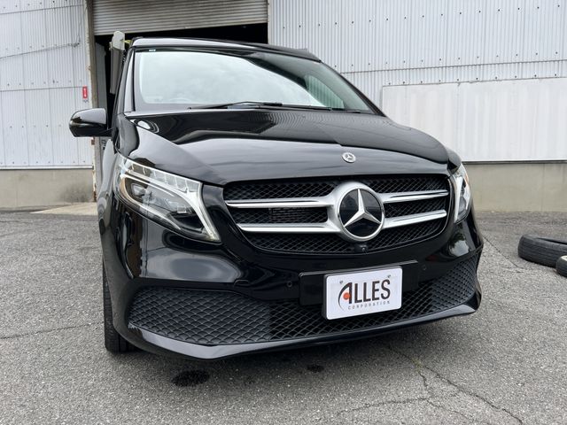 MERCEDES BENZ / MERCEDES BENZ V class