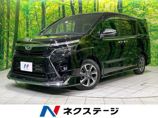 TOYOTA / VOXY
