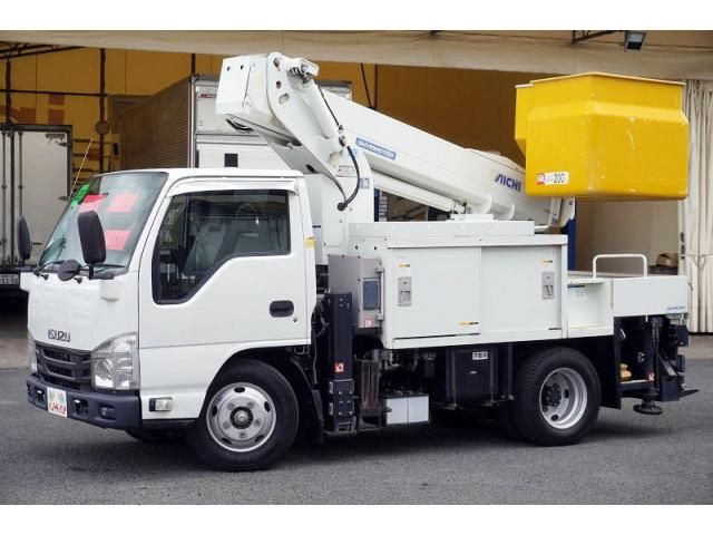ISUZU / ELF