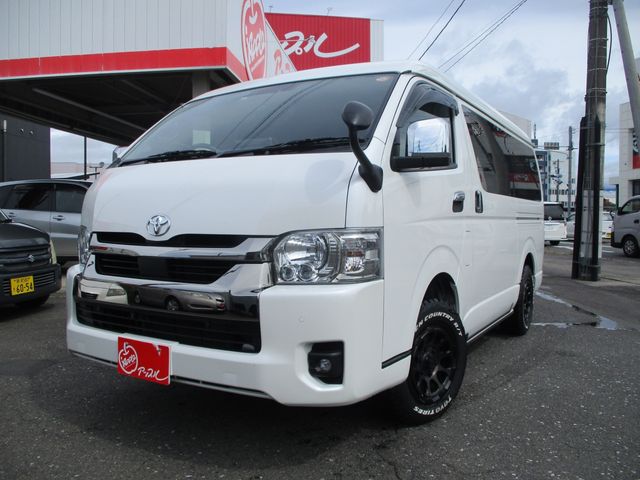 TOYOTA / HIACE van 4WD