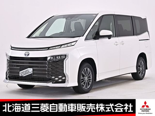 TOYOTA / VOXY HYBRID 4WD