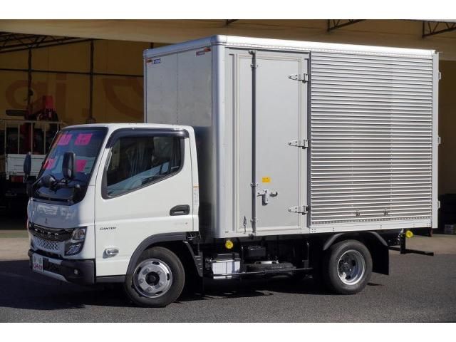 MITSUBISHI / CANTER
