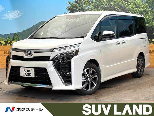 TOYOTA / VOXY