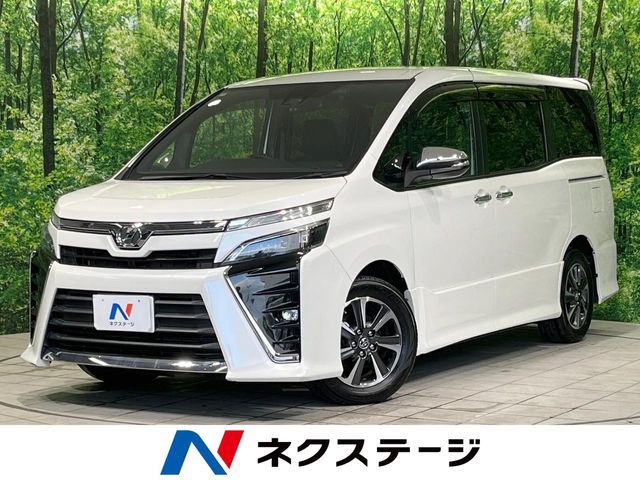 TOYOTA / VOXY
