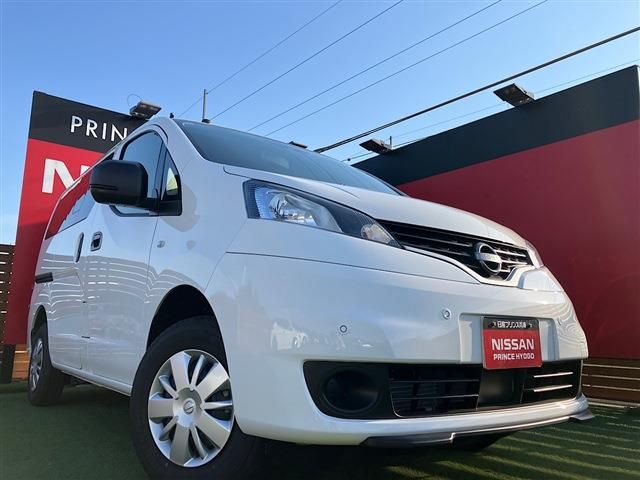 NISSAN / NV200 VANETTE van 4WD
