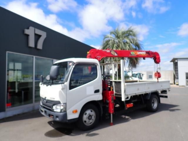 HINO / DUTRO