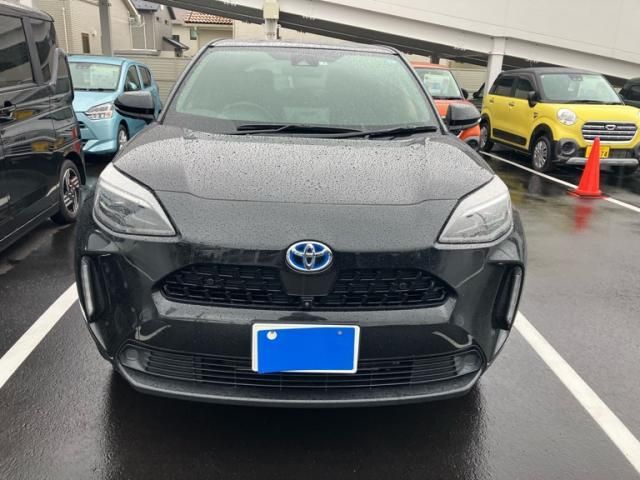 TOYOTA / YARIS CROSS HYBRID