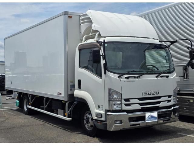 ISUZU / FORWARD