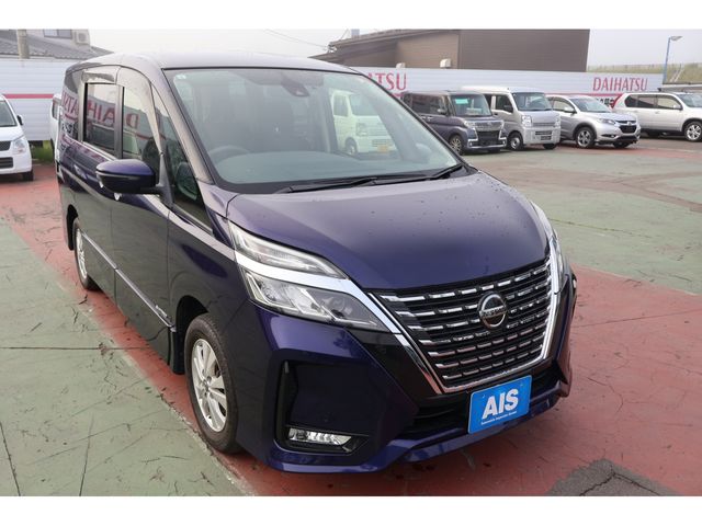 NISSAN / SERENA  S-HYBRID 4WD