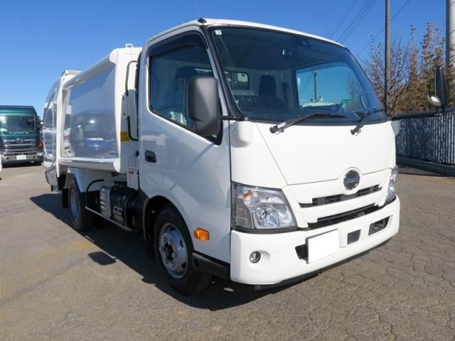 HINO / DUTRO