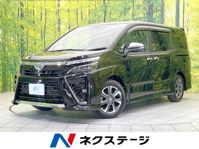 TOYOTA / VOXY