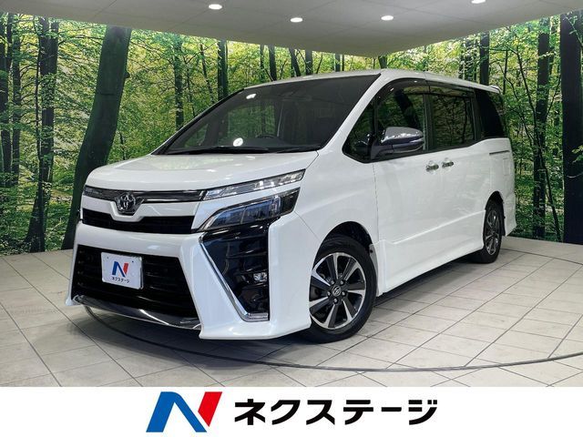 TOYOTA / VOXY