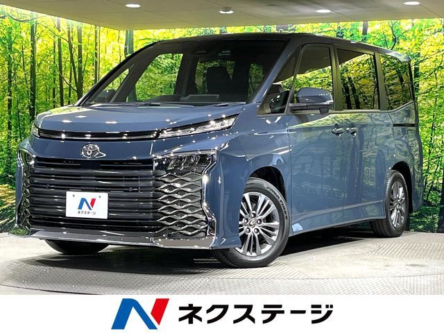 TOYOTA / VOXY