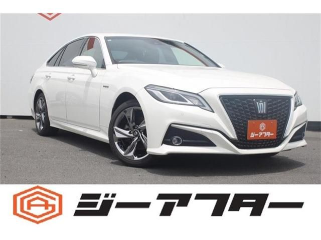 TOYOTA / CROWN sedan hybrid