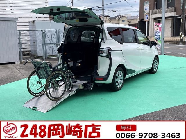 TOYOTA / SIENTA