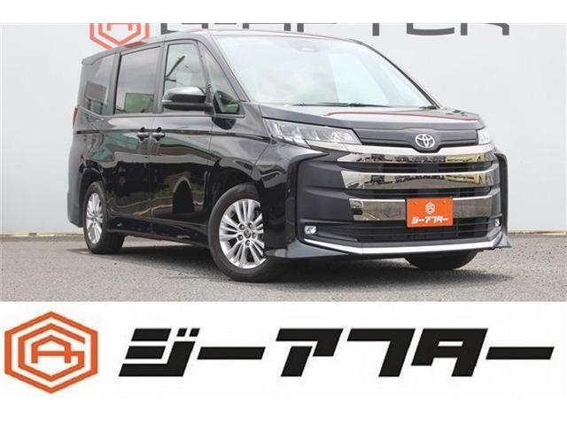 TOYOTA / NOAH