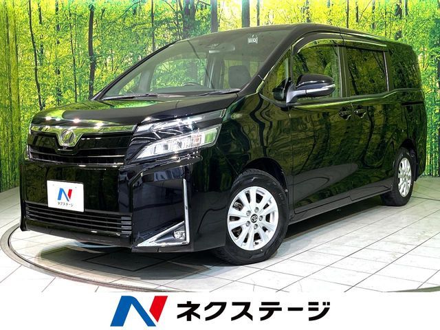 TOYOTA / VOXY