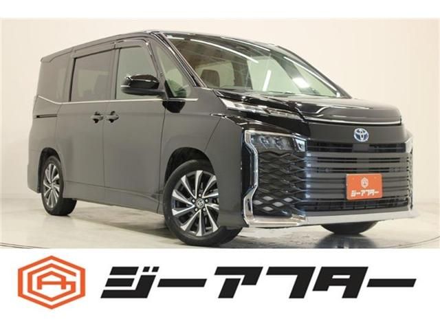 TOYOTA / VOXY HYBRID