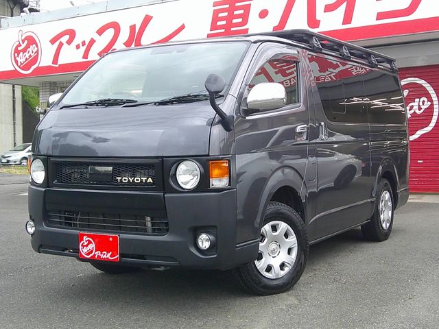 TOYOTA / REGIUSACE van 4WD