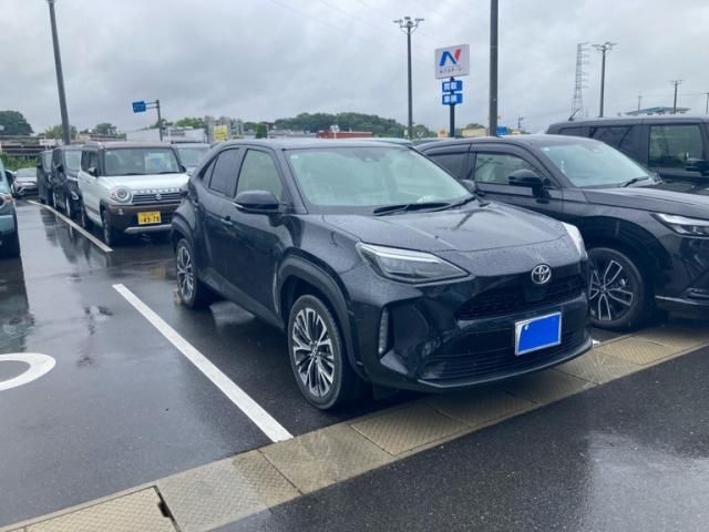 TOYOTA / YARIS CROSS