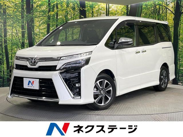 TOYOTA / VOXY