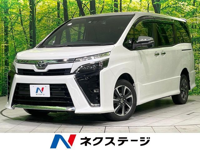 TOYOTA / VOXY 4WD