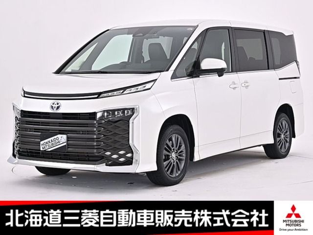 TOYOTA / VOXY HYBRID 4WD