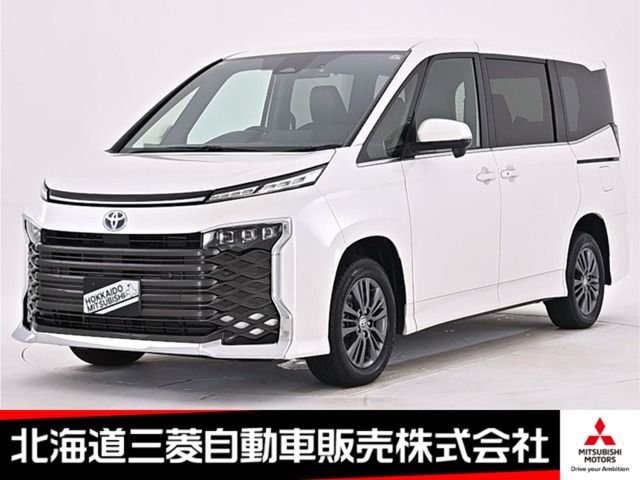 TOYOTA / VOXY HYBRID 4WD