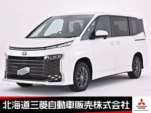 TOYOTA / VOXY HYBRID 4WD