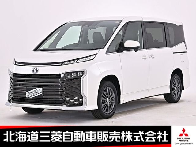TOYOTA / VOXY HYBRID 4WD