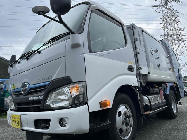 HINO / DUTRO