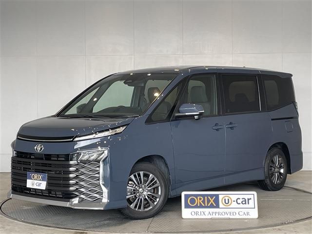 TOYOTA / VOXY