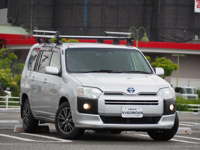 TOYOTA / PROBOX van HYBRID