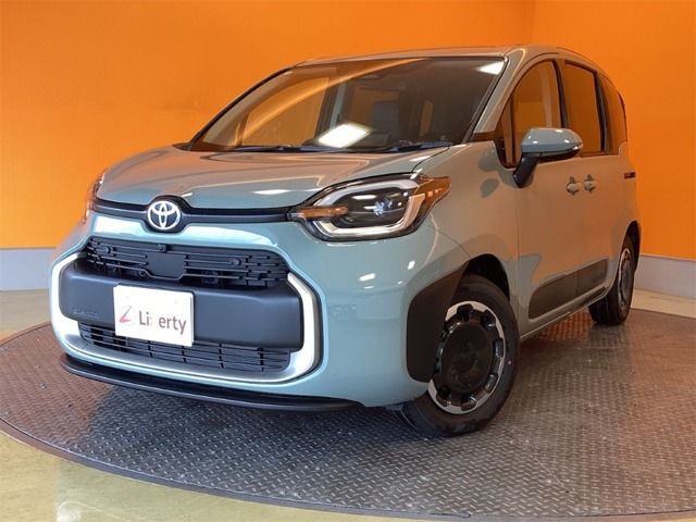 TOYOTA / SIENTA HYBRID