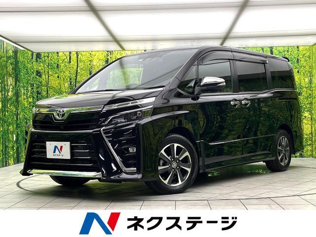 TOYOTA / VOXY