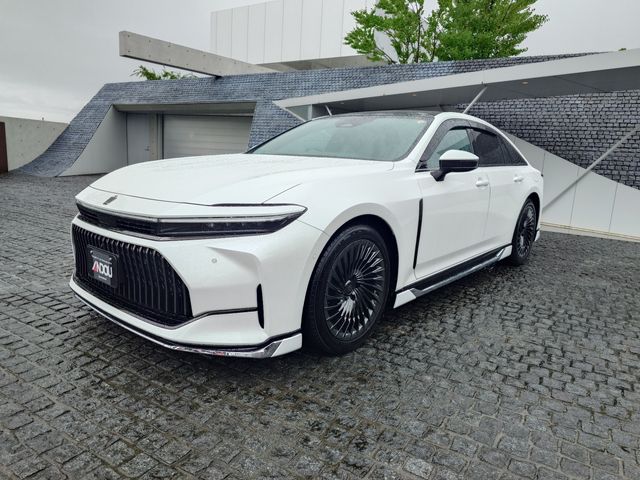 TOYOTA / CROWN sedan hybrid