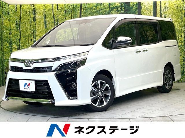 TOYOTA / VOXY
