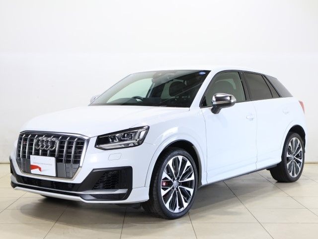 AUDI / AUDI SQ2