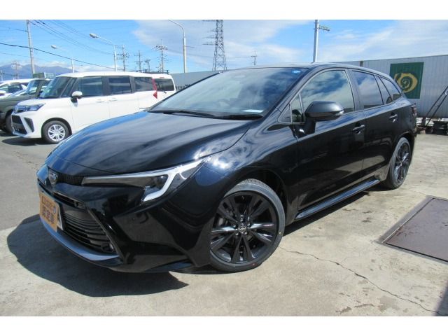 TOYOTA / COROLLA TOURING HYBRID
