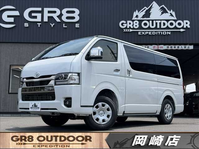 TOYOTA / HIACE van 4WD