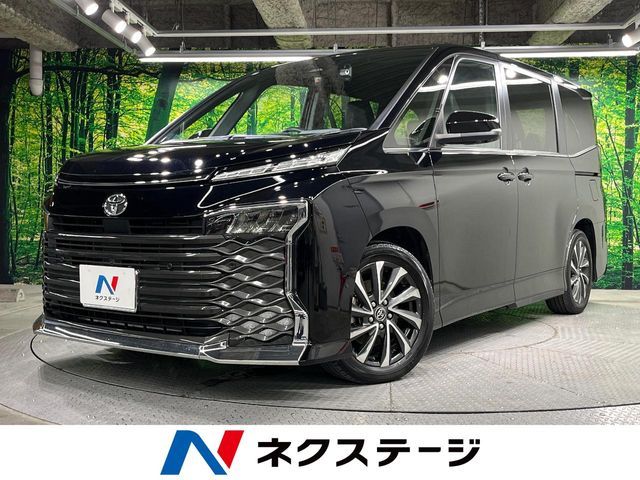 TOYOTA / VOXY