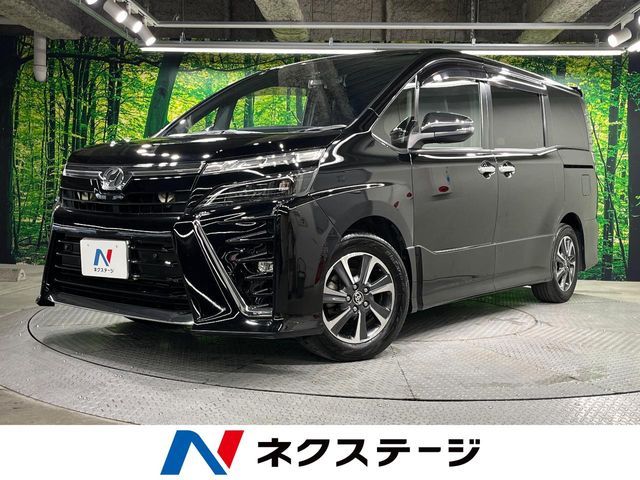 TOYOTA / VOXY