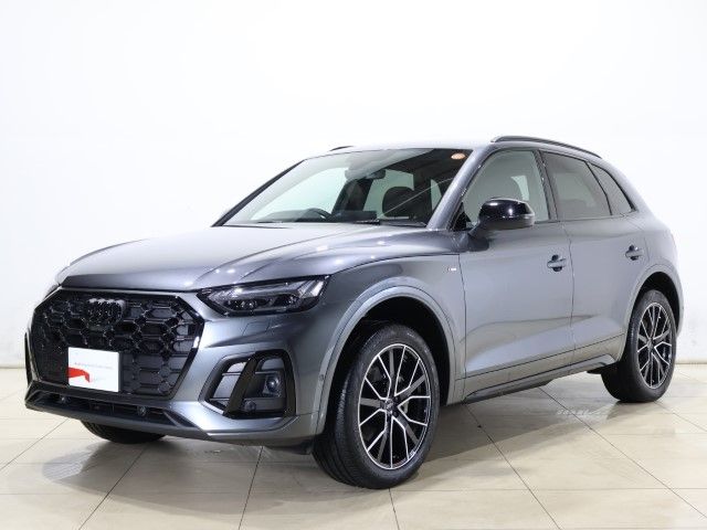 AUDI / AUDI Q5