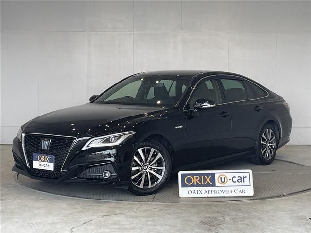 TOYOTA / CROWN sedan hybrid