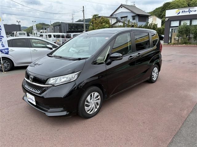 HONDA / FREED